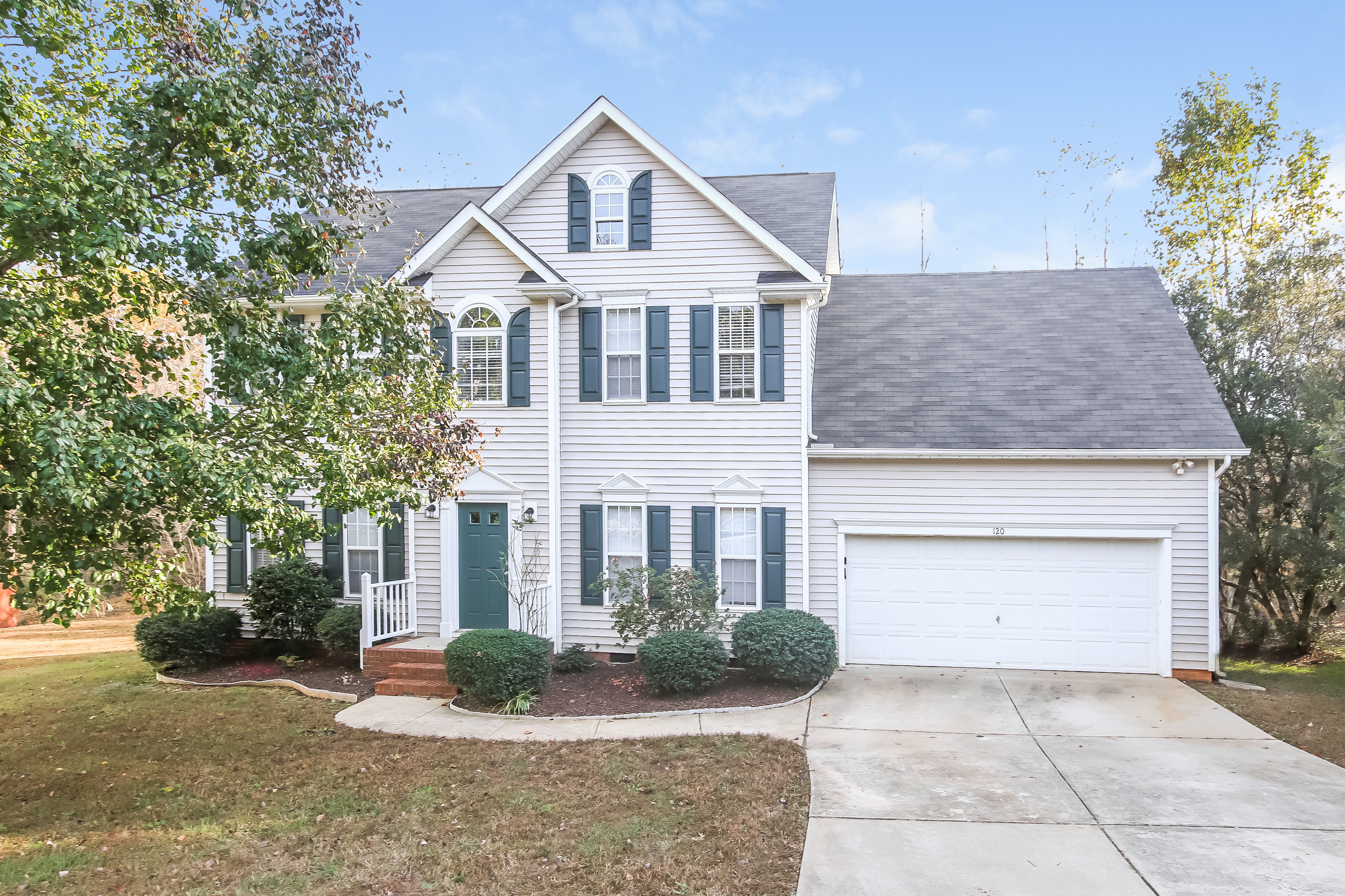 120 Hollow Ct Garner, NC 27529
